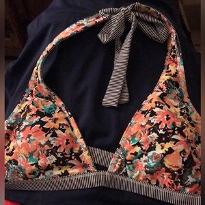 Roxy Reversible Swim Top size M. NWOT